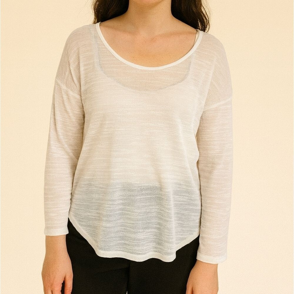 Knit Top M Off White Round Neck Pullover L/S Curved Hem Sheer Casual Preppy